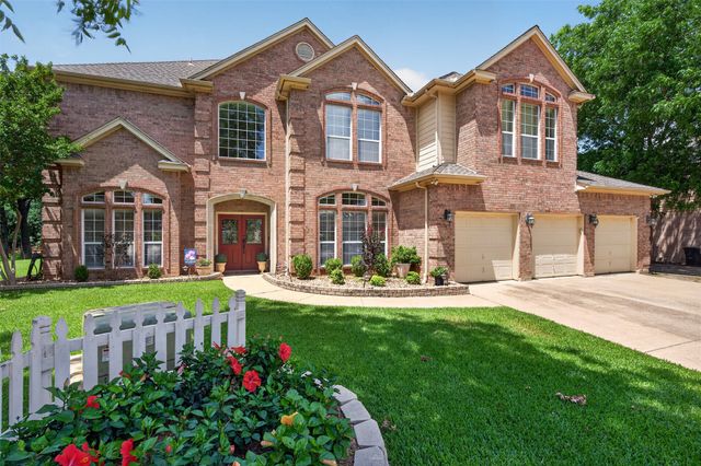 2409 Summer Court, Arlington, TX 76001