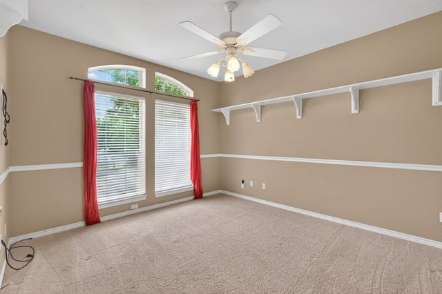2409 Summer Court, Arlington, TX 76001