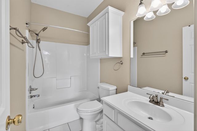 2409 Summer Court, Arlington, TX 76001