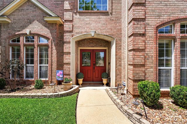 2409 Summer Court, Arlington, TX 76001