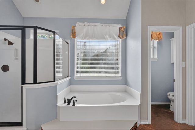2409 Summer Court, Arlington, TX 76001