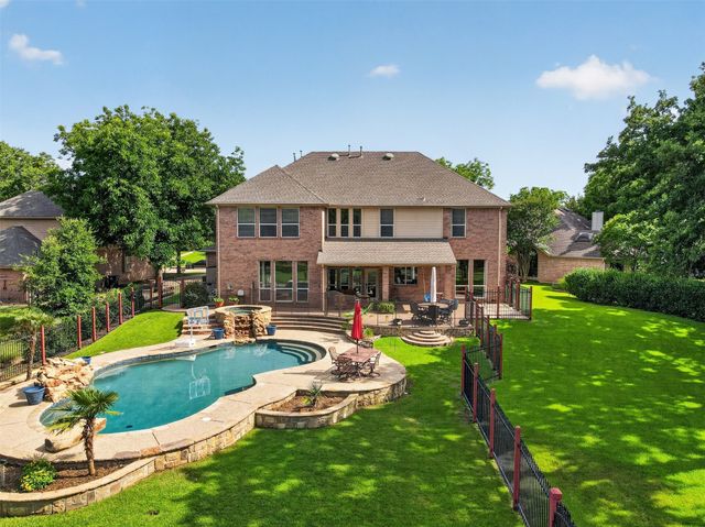 2409 Summer Court, Arlington, TX 76001