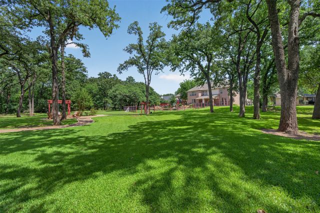 2409 Summer Court, Arlington, TX 76001