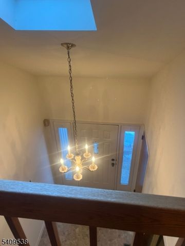 599 Apache Ct, Mahwah Twp., NJ 07430