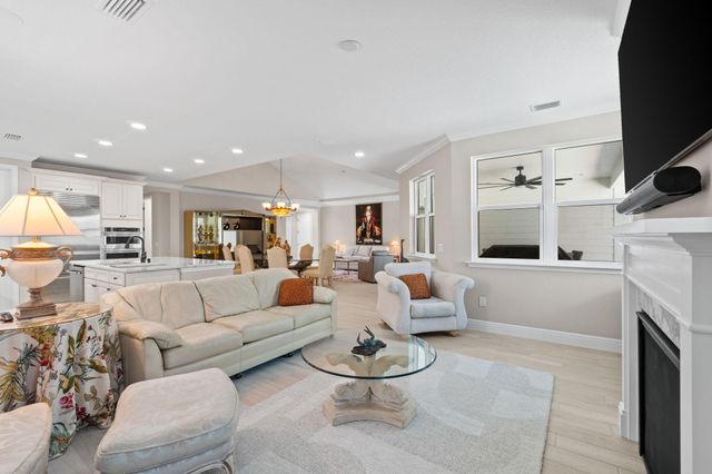 8724 Lime Drive, Panama City Beach, FL 32413