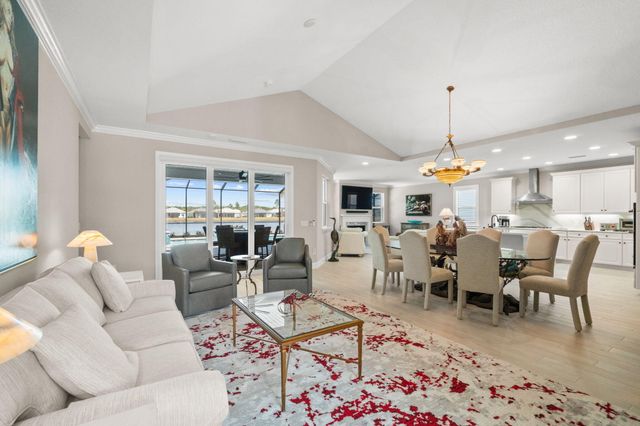 8724 Lime Drive, Panama City Beach, FL 32413