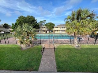 3325 Airport RD N R2, Naples, FL 34105