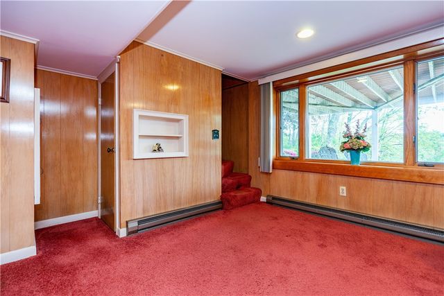 15 Lakeside Drive, Smithfield, RI 02917