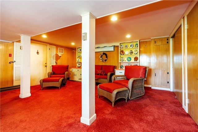 15 Lakeside Drive, Smithfield, RI 02917