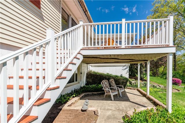 15 Lakeside Drive, Smithfield, RI 02917
