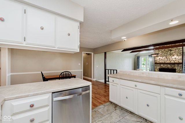 1239 S 700 W, New Palestine, IN 46163