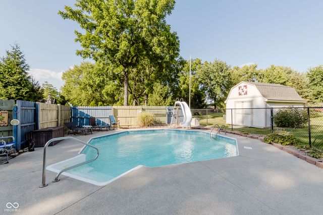 1239 S 700 W, New Palestine, IN 46163