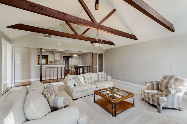 1239 S 700 W, New Palestine, IN 46163