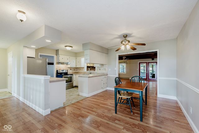 1239 S 700 W, New Palestine, IN 46163