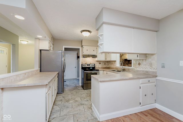 1239 S 700 W, New Palestine, IN 46163