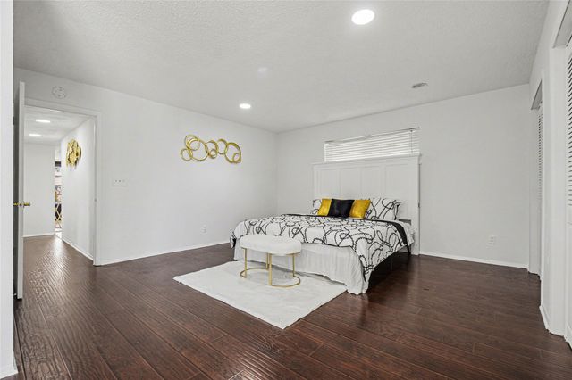 10525 Yorkford Drive, Dallas, TX 75238