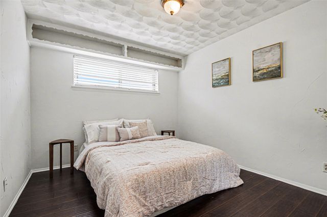 10525 Yorkford Drive, Dallas, TX 75238