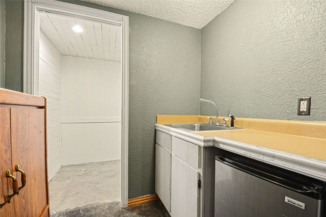 10525 Yorkford Drive, Dallas, TX 75238