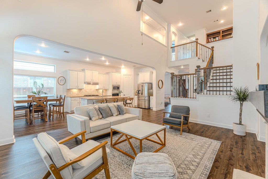 30 Fury Ranch Place, The Woodlands, TX 77389