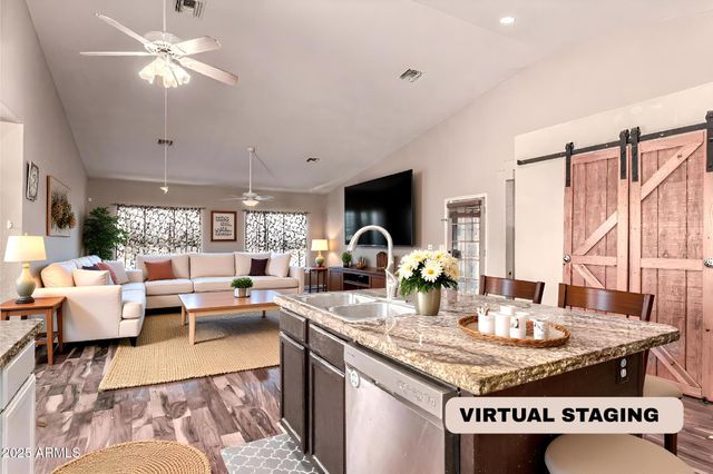 10535 W SAN MIGUEL Avenue, Glendale, AZ 85307