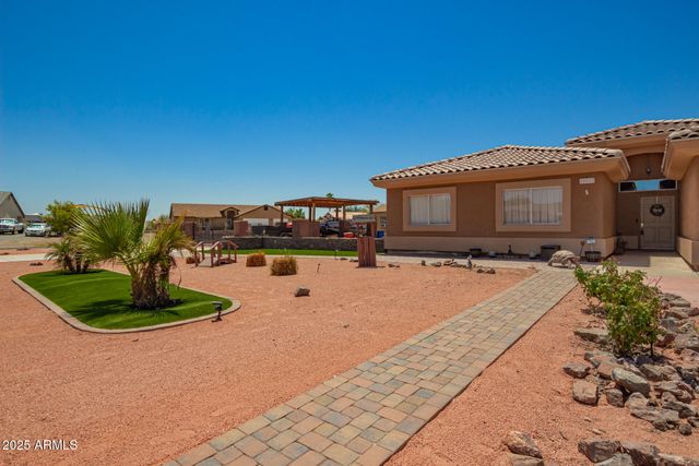 10535 W SAN MIGUEL Avenue, Glendale, AZ 85307