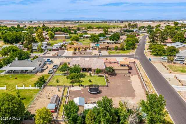 10535 W SAN MIGUEL Avenue, Glendale, AZ 85307