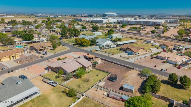 10535 W SAN MIGUEL Avenue, Glendale, AZ 85307