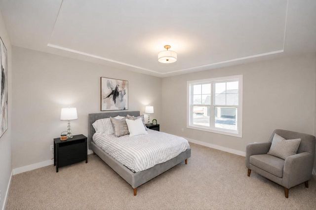 W214N6672 Fairview DRIVE, Menomonee Falls, WI 53051