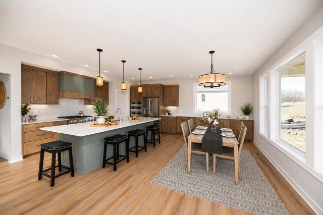 W214N6672 Fairview DRIVE, Menomonee Falls, WI 53051