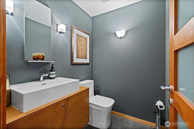 6144 NE 194th Place, Kenmore, WA 98028