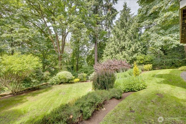 6144 NE 194th Place, Kenmore, WA 98028