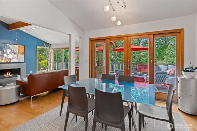 6144 NE 194th Place, Kenmore, WA 98028