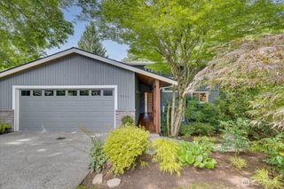 6144 NE 194th Place, Kenmore, WA 98028