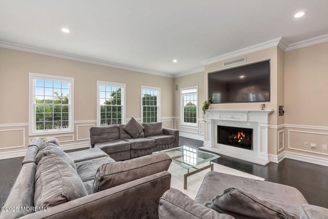 10 Hop Brook Lane, Holmdel, NJ 07733