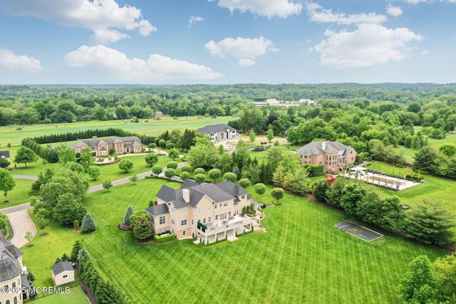 10 Hop Brook Lane, Holmdel, NJ 07733