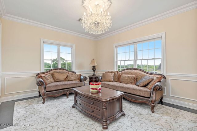 10 Hop Brook Lane, Holmdel, NJ 07733