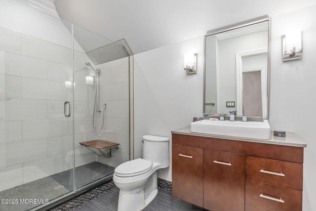 10 Hop Brook Lane, Holmdel, NJ 07733