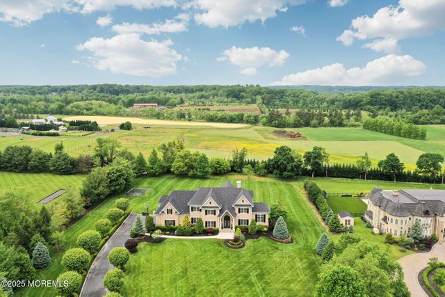 10 Hop Brook Lane, Holmdel, NJ 07733