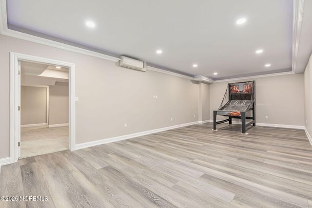 10 Hop Brook Lane, Holmdel, NJ 07733