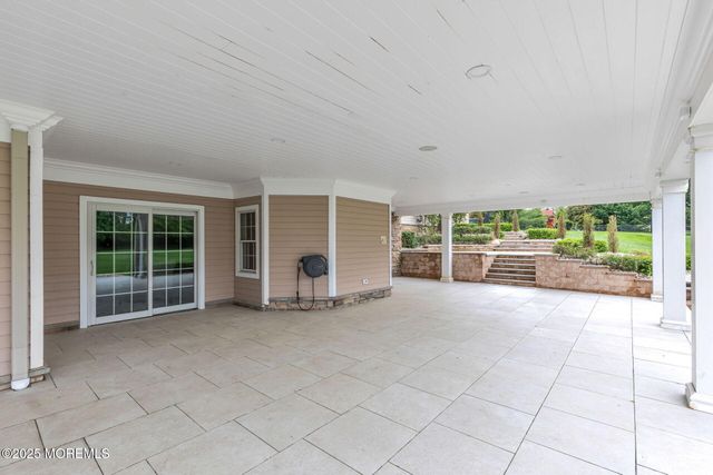 10 Hop Brook Lane, Holmdel, NJ 07733