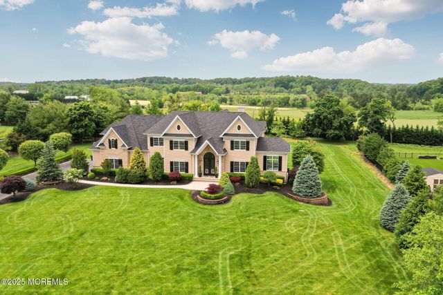 10 Hop Brook Lane, Holmdel, NJ 07733