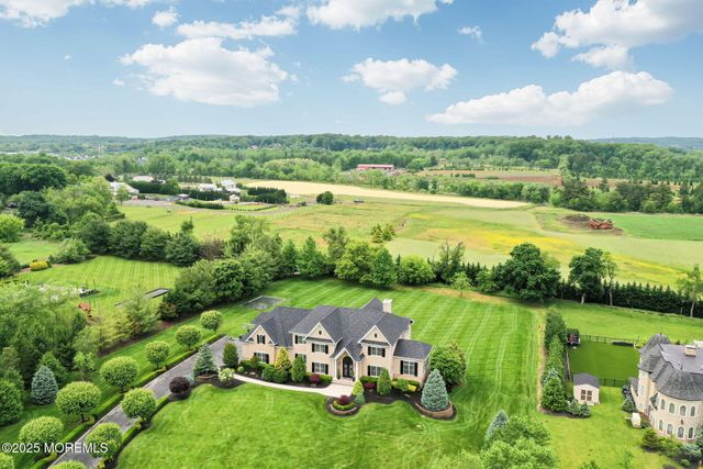 10 Hop Brook Lane, Holmdel, NJ 07733