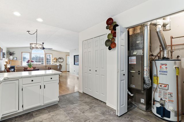 1324 Carriage Drive A, Hudson, WI 54016