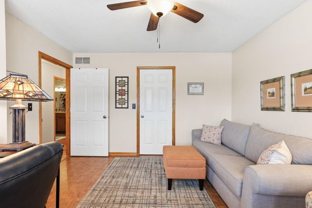 1324 Carriage Drive A, Hudson, WI 54016