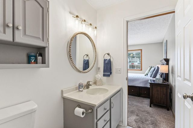 1324 Carriage Drive A, Hudson, WI 54016