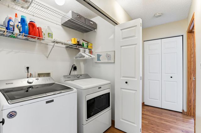 1324 Carriage Drive A, Hudson, WI 54016