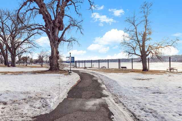 1324 Carriage Drive A, Hudson, WI 54016