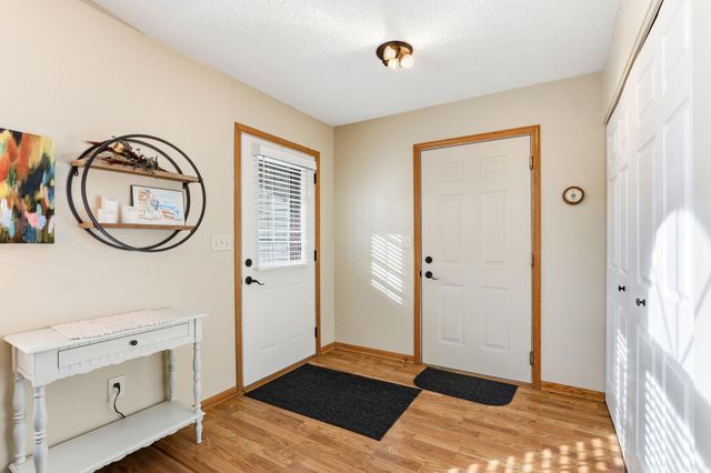 1324 Carriage Drive A, Hudson, WI 54016