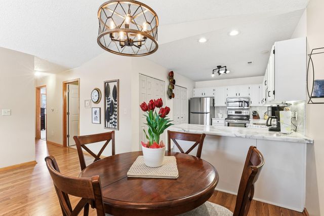 1324 Carriage Drive A, Hudson, WI 54016