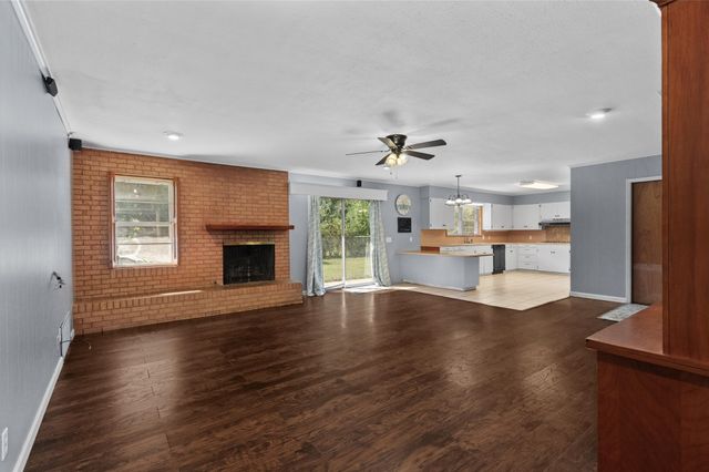 55 Lake Forest, Shreveport, LA 71109